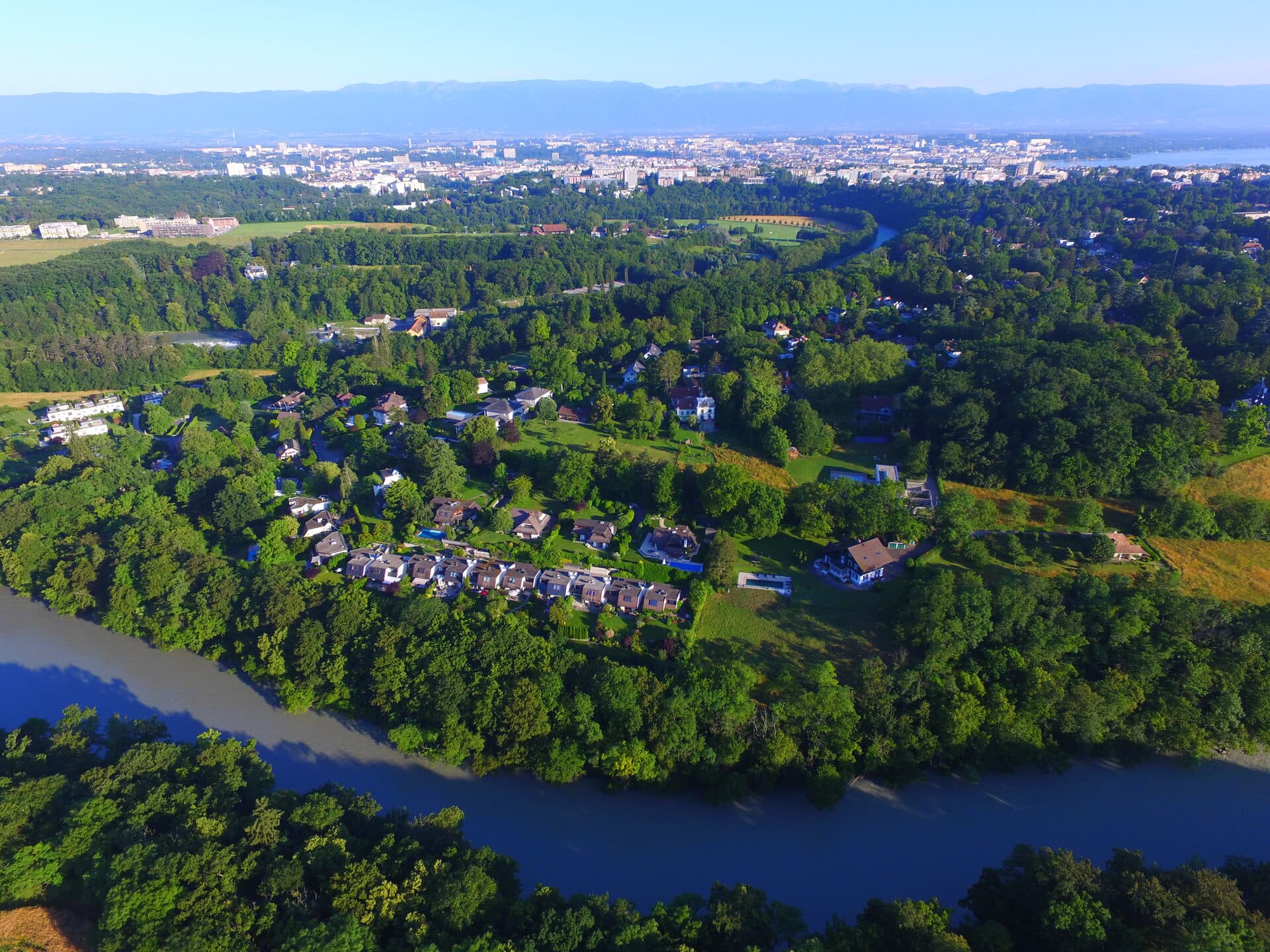 La rive gauche résidentielle de Genève : coteaux, campagne et cadre de vie