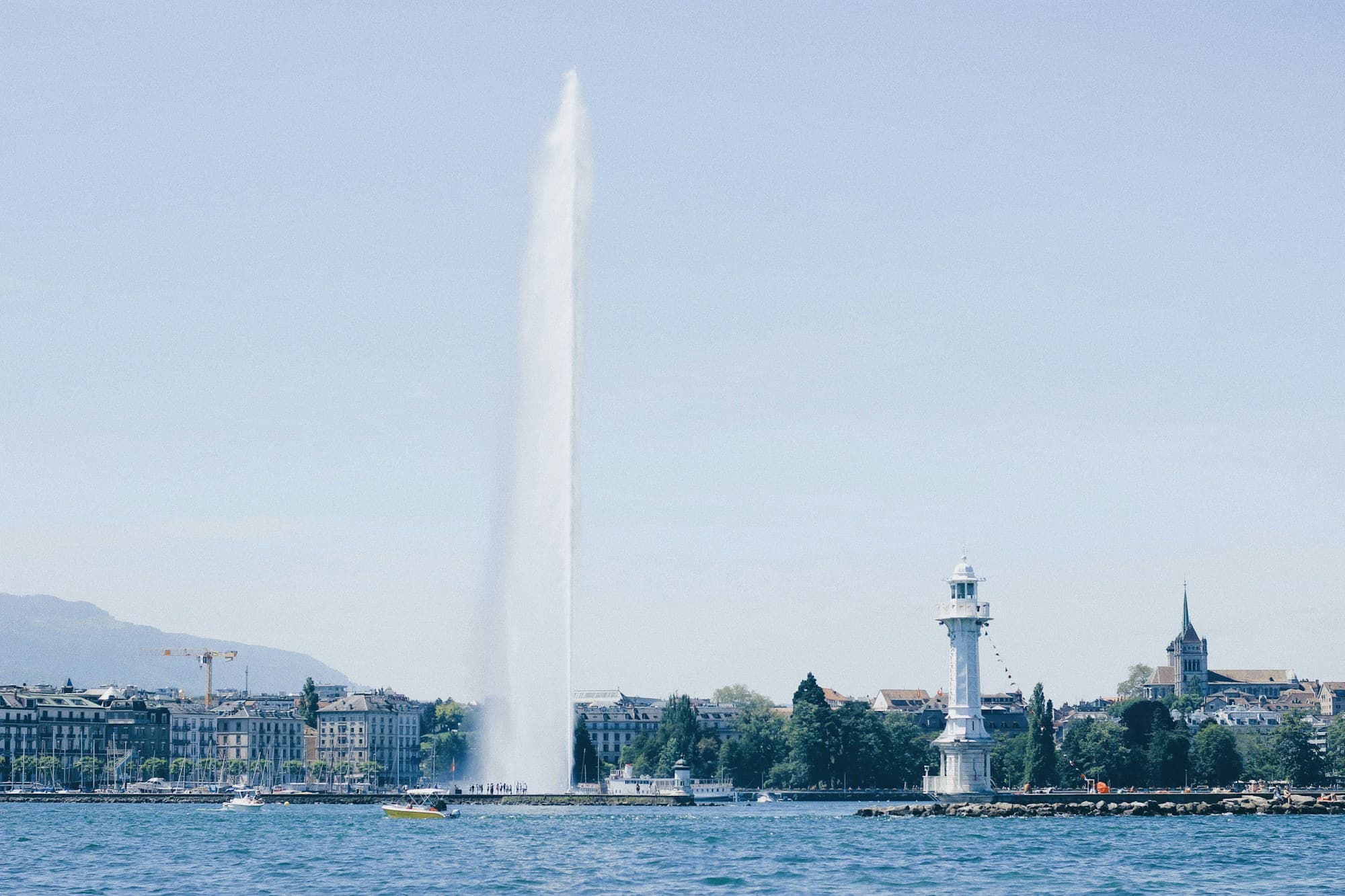 Vivre au bord du lac à Genève : cadre de vie et réalités